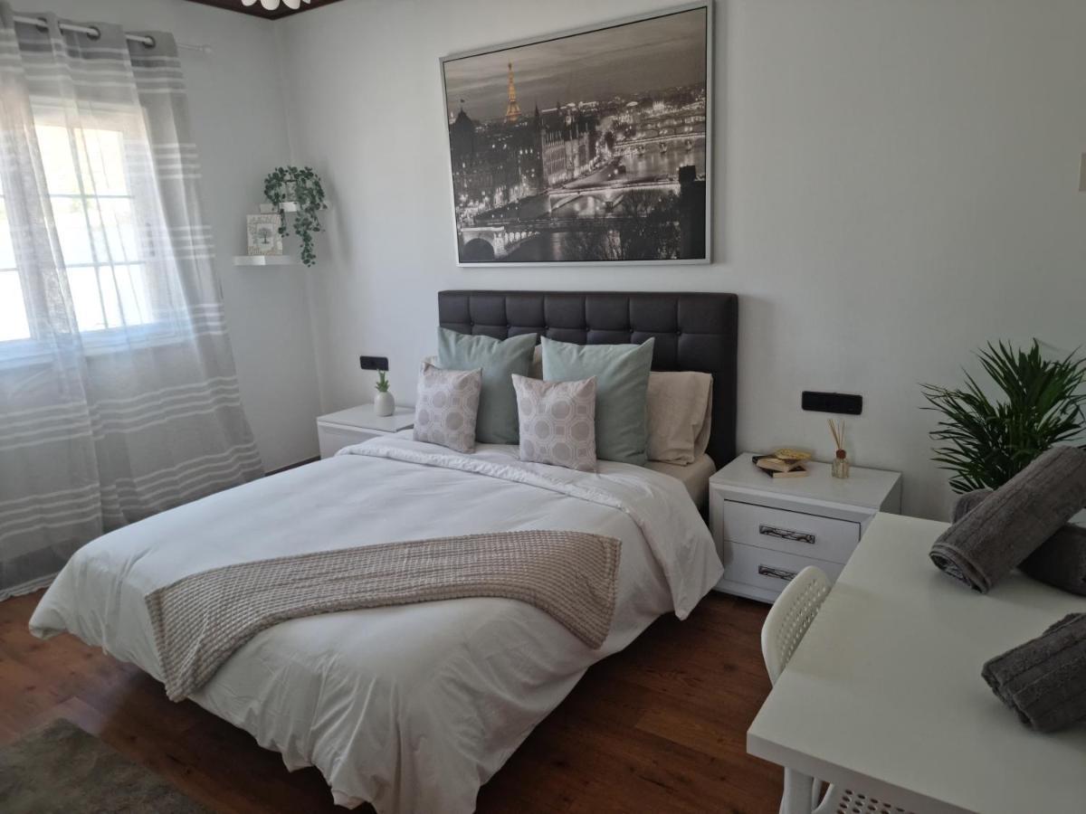 Villa Gaelca Arona  Bagian luar foto