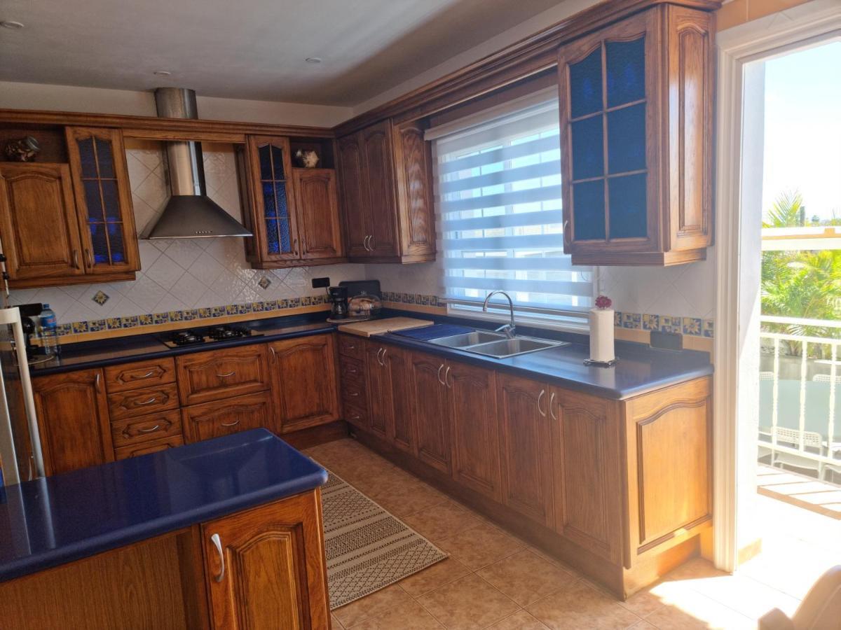Villa Gaelca Arona  Bagian luar foto