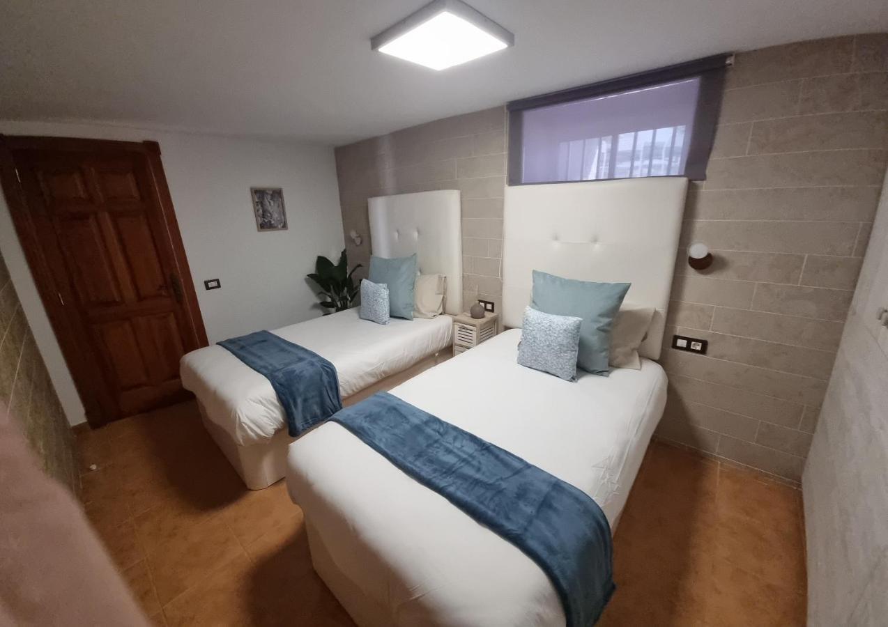 Villa Gaelca Arona  Bagian luar foto
